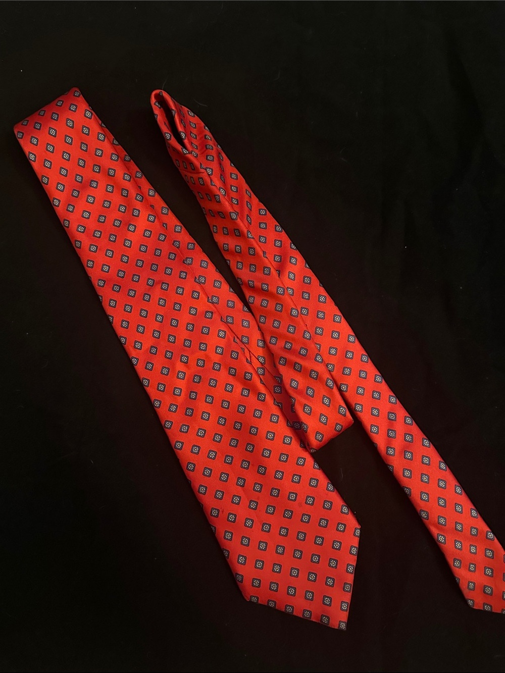 Christian Dior Red Silk Tie with Navy Diamond Motif- like new